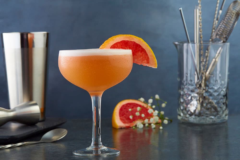 grapefruit-elderflower-whiskey-sour